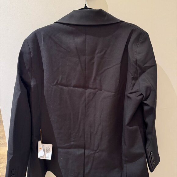 Classic Black Blazer (New) - Picture 2 of 2